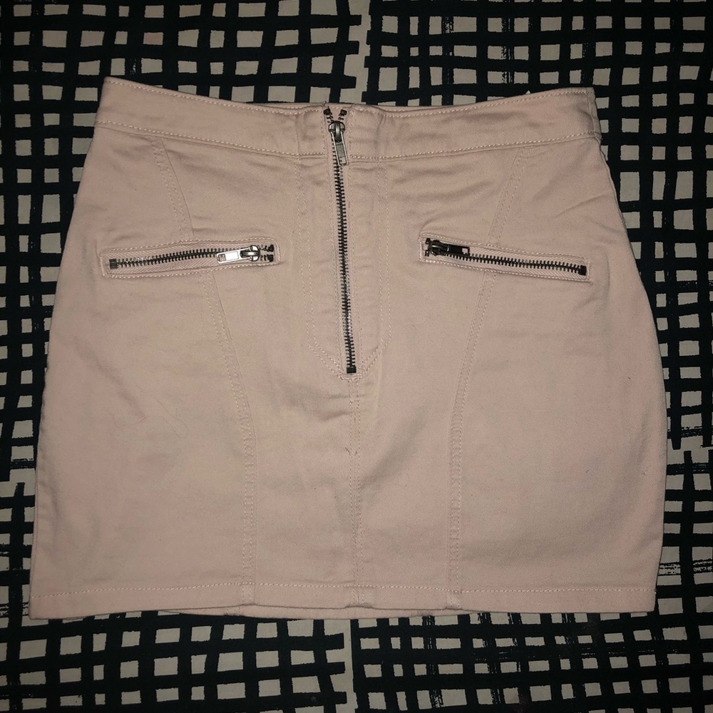 H&M mini pale pink mini skirt